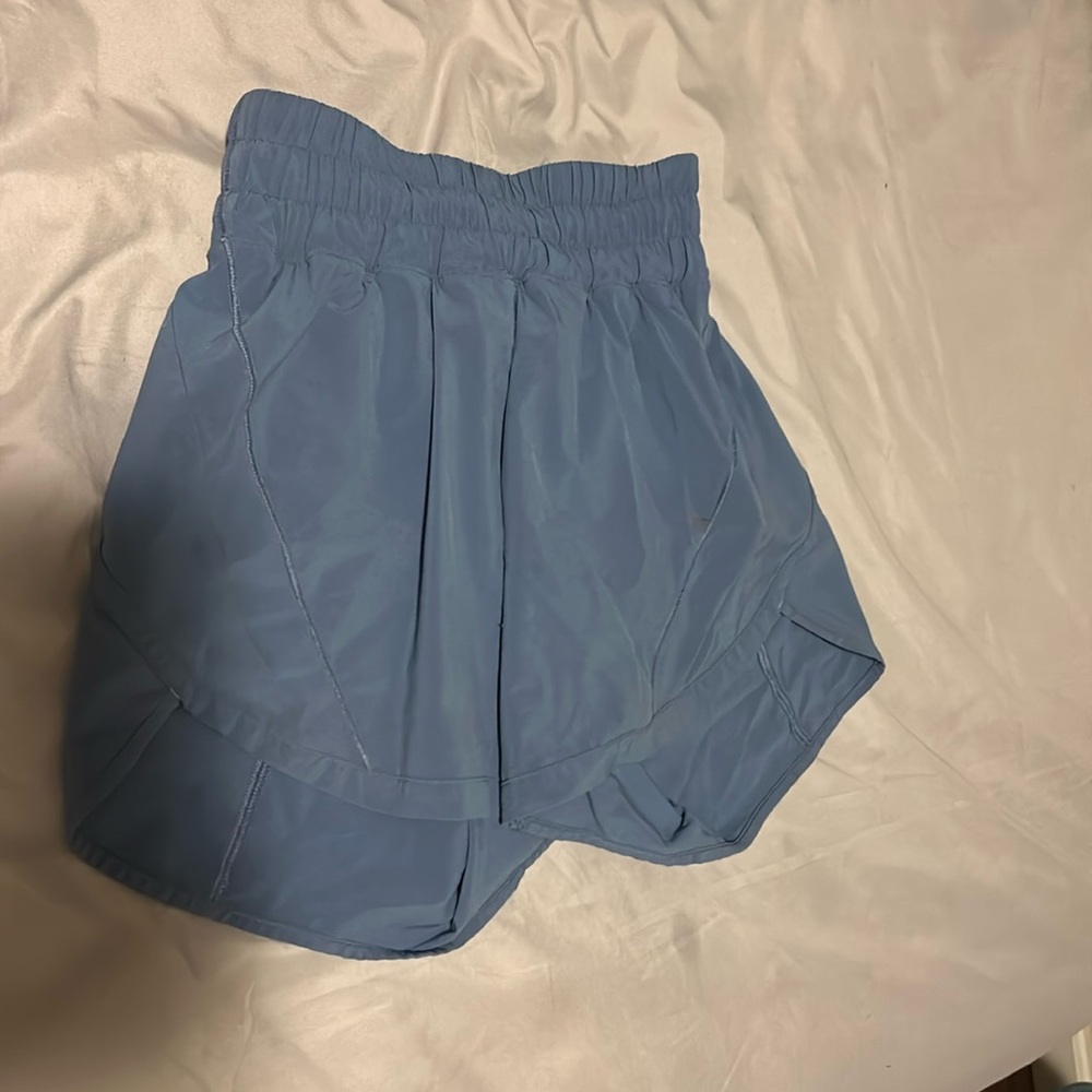 Gently used lulu shorts